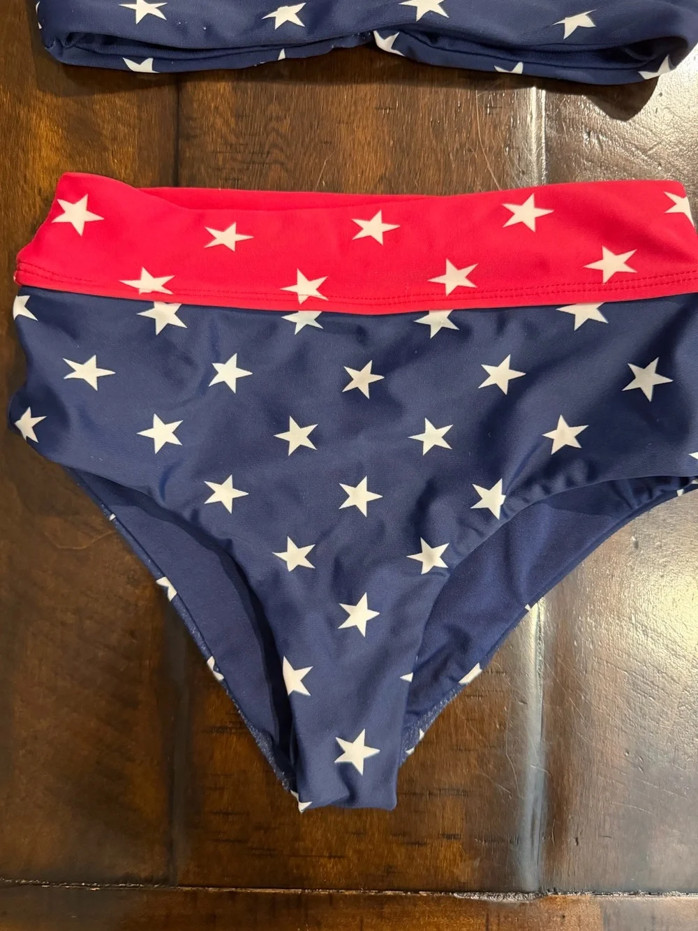 Beach Riot Kids Star-Print Bikini in Navy, Red, and White size 9/10